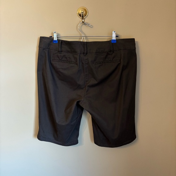 LOFT Dark Gray Bermuda Shorts with Front Pockets - Picture 2 of 9